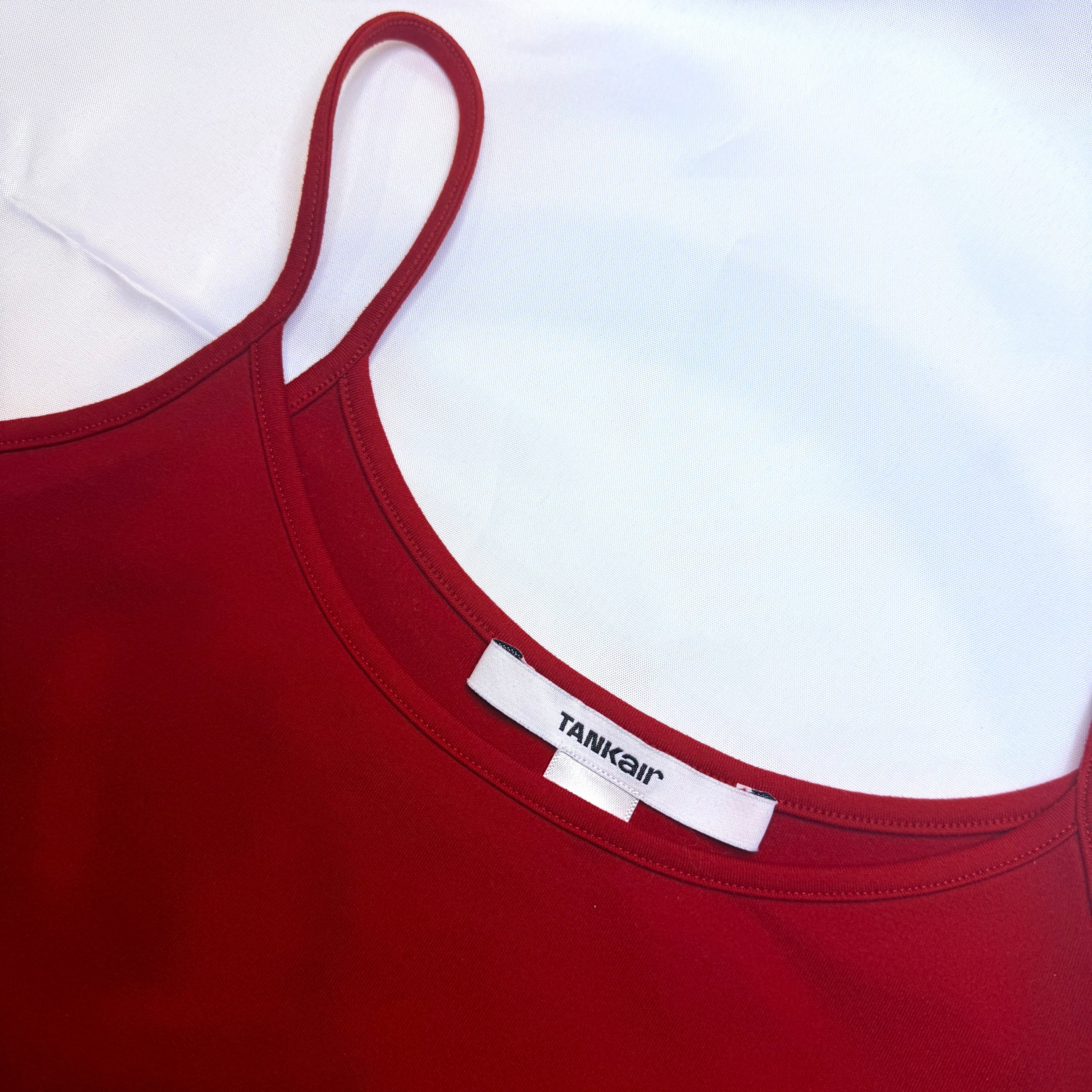 TANK AIR STUDIO TANK IN CHERRY